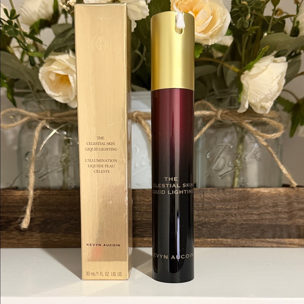 Kevyn Aucoin Celestial Skin Liquid Lighting – SUNLIGHT – New in Box